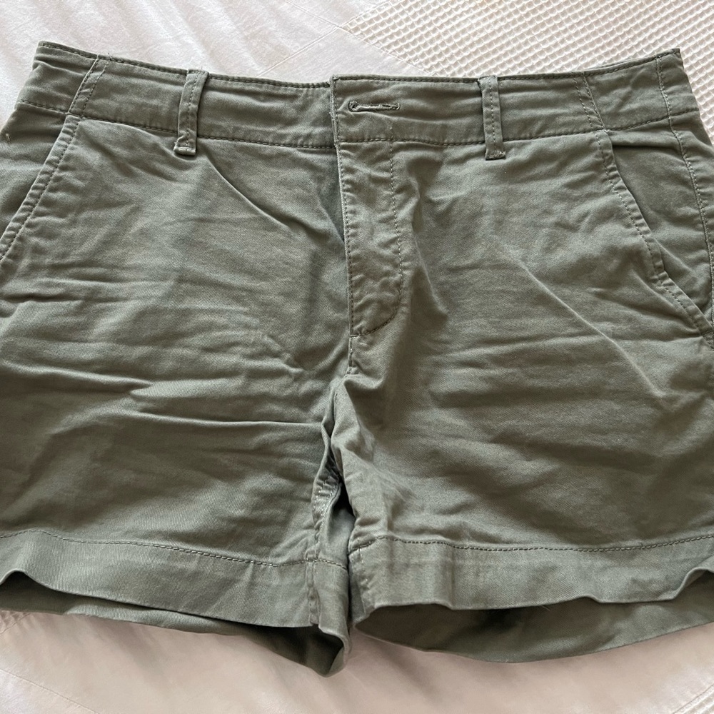 LOFT | Twill Shorts